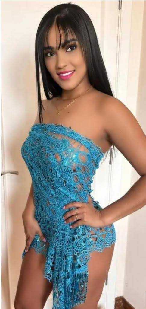 Elisa preciosa buenas curvas recién llegada