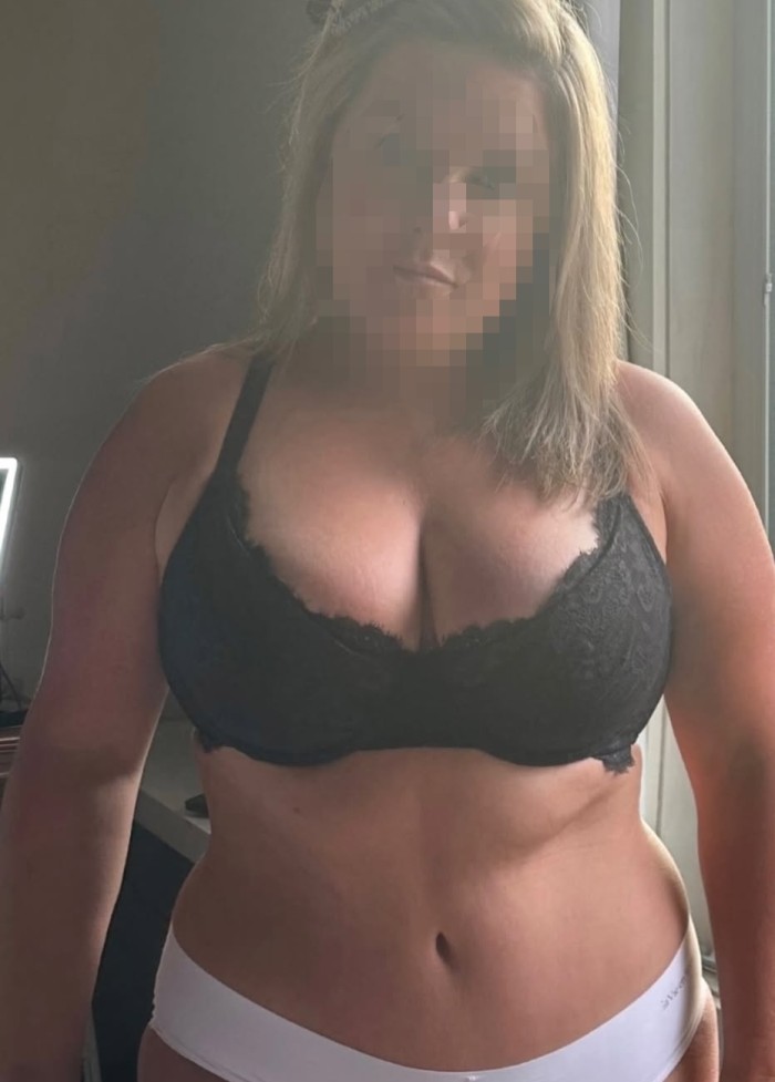 madurita cachonda….