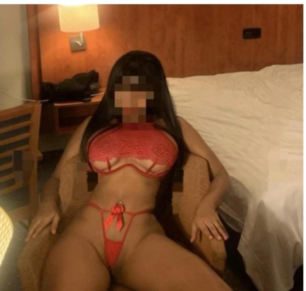 Mulata muy caliente y juguetona nueva en tu ciudad