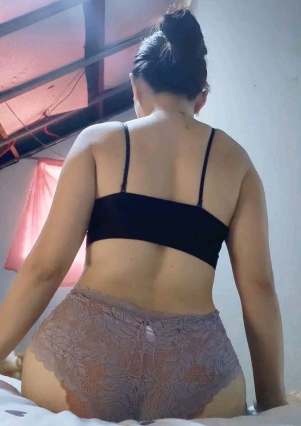 Estrella, malagueña, fiestera, independiente.