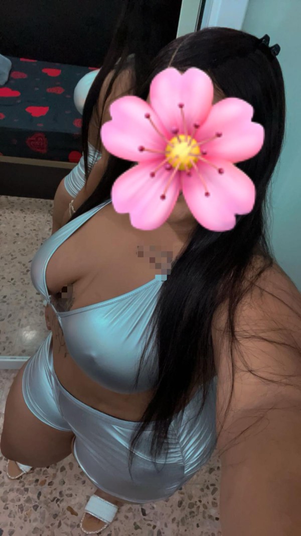 ASFIXIATE EN ESTE GRAN CULAZO MORENA FIESTERA JUGUETONA Y MORBOSA, CALIENTE