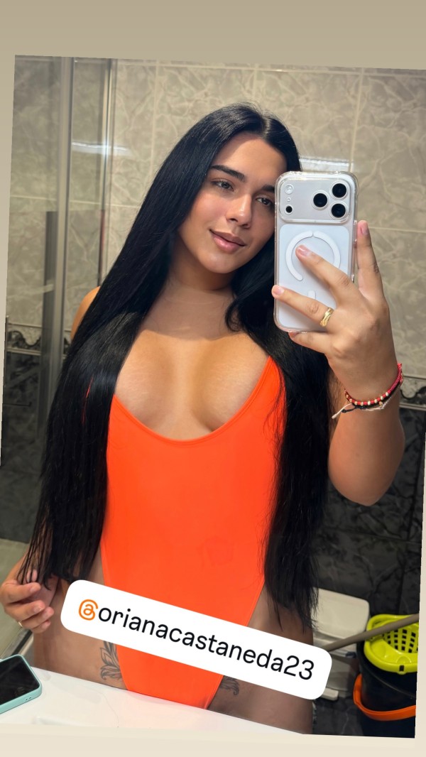 MUJER CON POLLA REAL SIN ENGAÑO ,FOTOS CASERAS