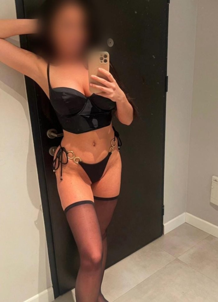 TRAVIESA SENSUAL SIN LIMITES