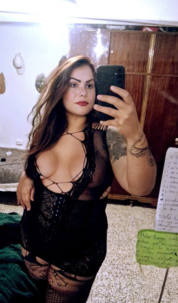 bigPolla chera para heteros curiosos fiestera a tope