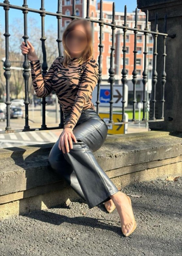 CAROL 633188250 ESTA DE VUELTA CACHONDA Y ALEGRE