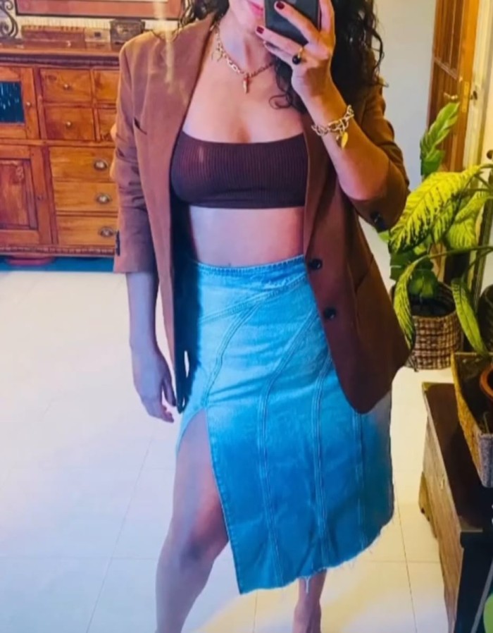 Madurita !! Cariñosa!! Delgada!!! Masajes !!