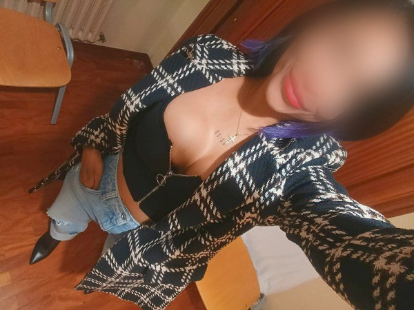 Mónica sexy mexicana fiestera , 24 horas