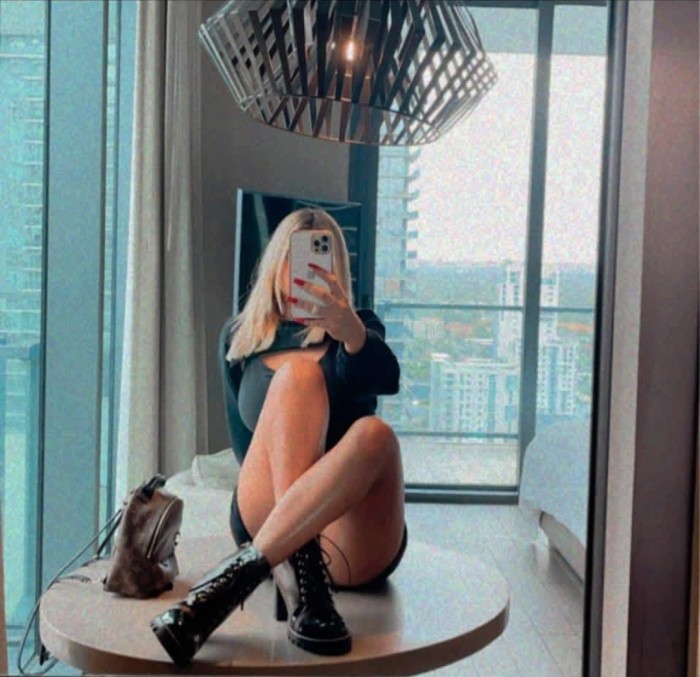 Chloe guapísima 24hs mexicana encantadora novedad