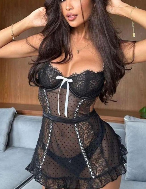 TREMENDO BOMBONAZO POR BERNABEU JUGUETONA E IMPLICADA