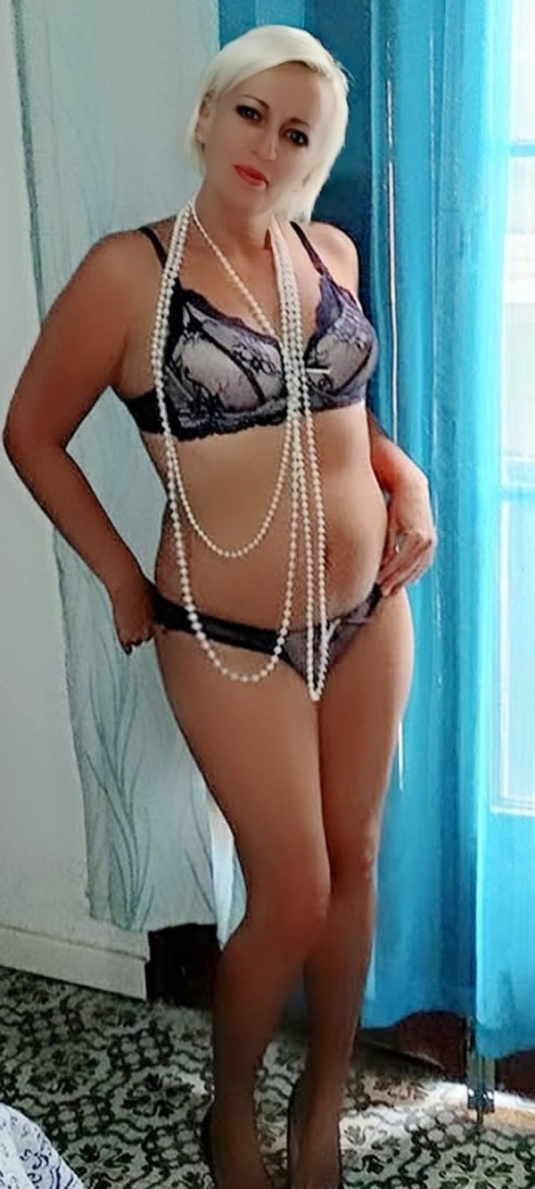 PIJA Y VICIOSA. RECIBO SÓLO RAZA BLANCA.!!!