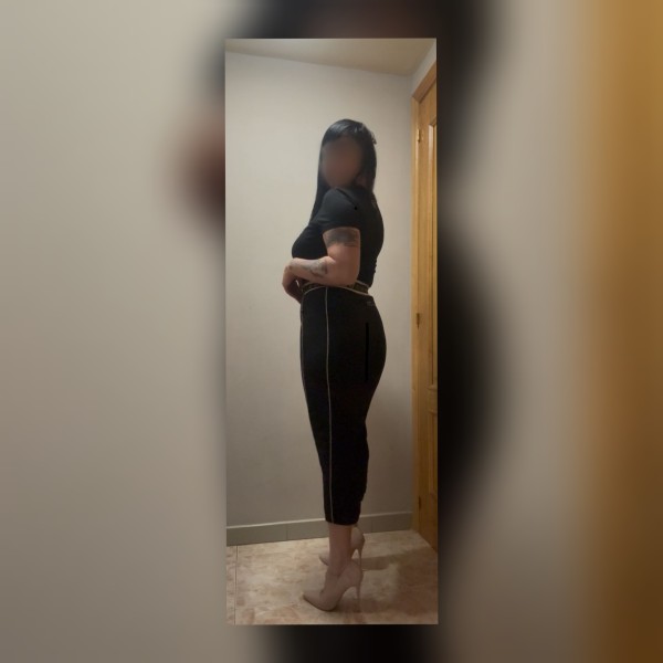 URUGUAYA SOFOSTICADA PARA CABALLEROS EXIGENTES