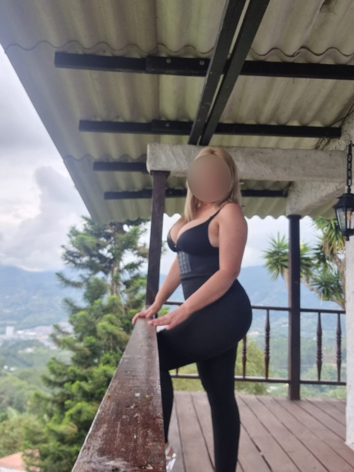JHOANA MILF MADURITA MASAJISTA SEXY.. RECIEN LLEGADA A PALMA DE MALLORCA
