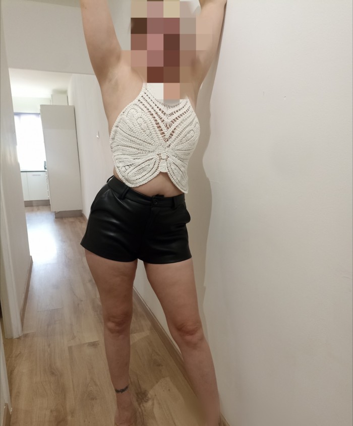 Madurita fiestera Juguetona