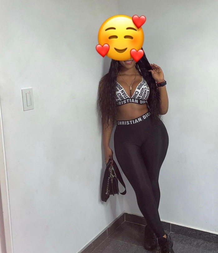 LUJURIOSA CACHONDA IMPLICADA DESEOSA DE PLACER