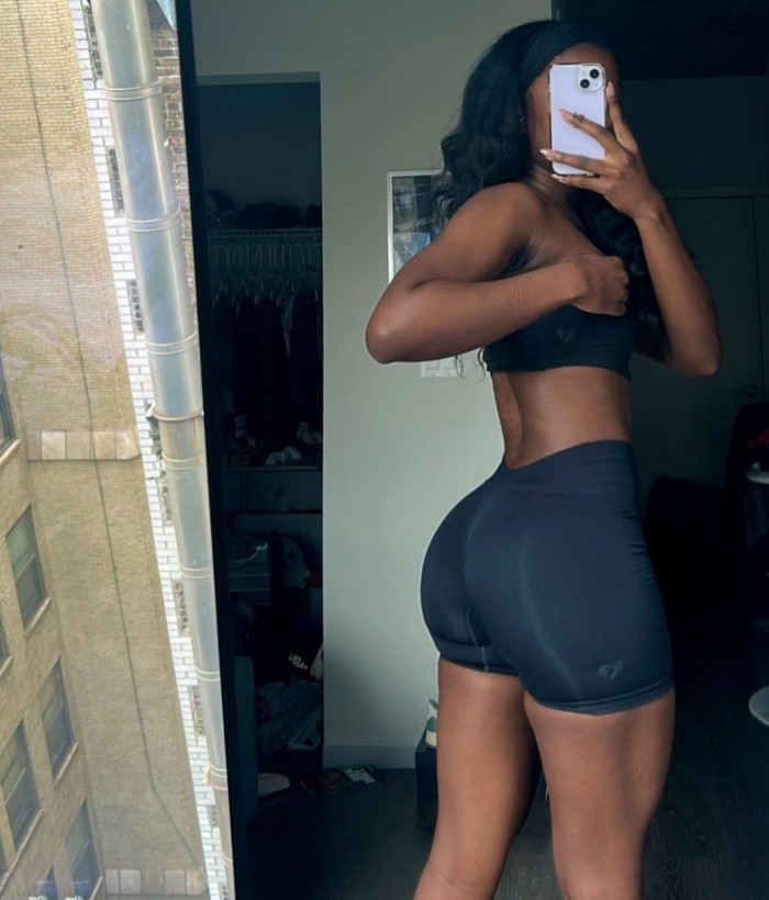 Lorena morena exótica