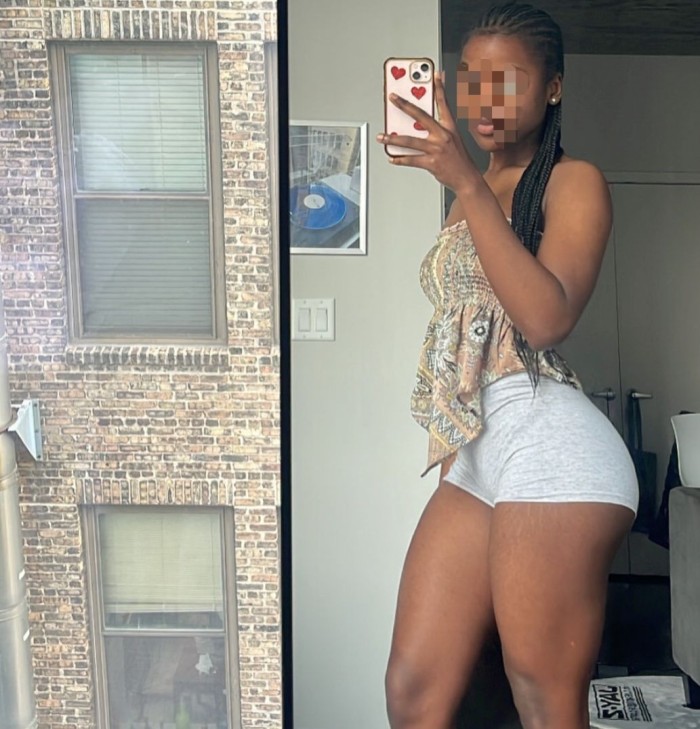 Lorena morena exótica