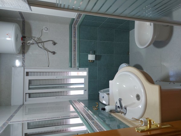 Alquilo habitación céntrica en Vallecas calefacción 24 horas