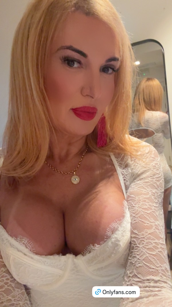 Chica trans massagista onlyfans marcinhabonita