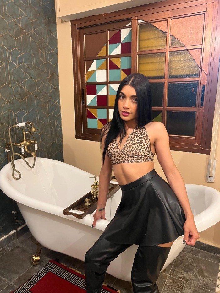 Micaela nueva chica teen en Bormujos