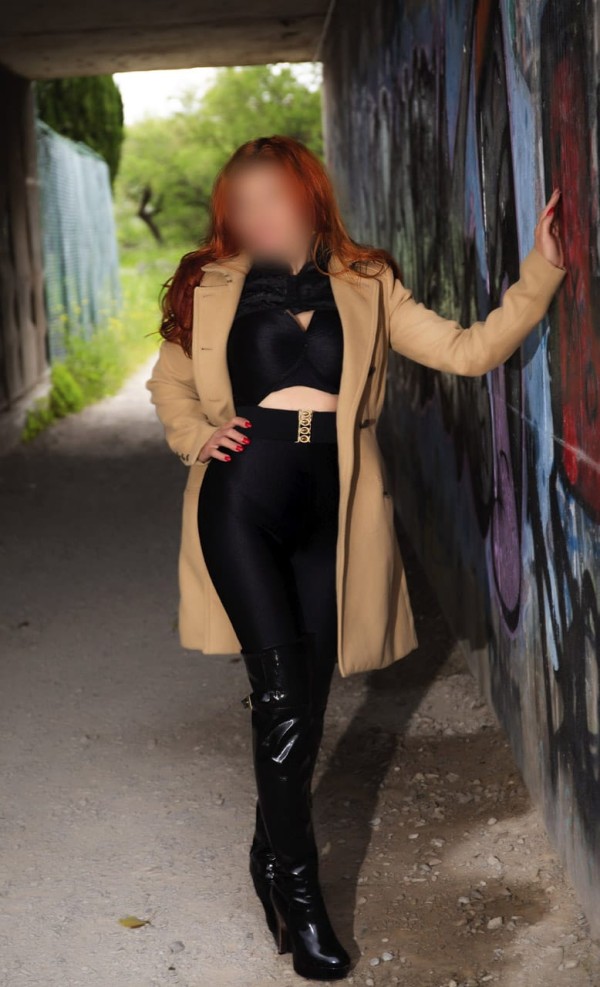 EXÓTICA PELIRROJA RECIEN LlEGADA