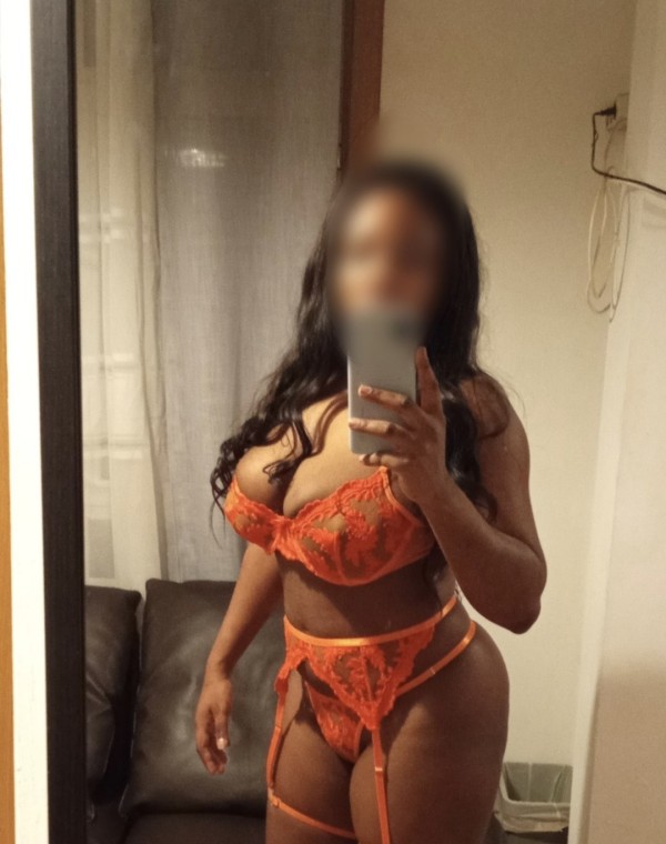 CACHONDA DIVERTIDA VEN Y CONOCEME