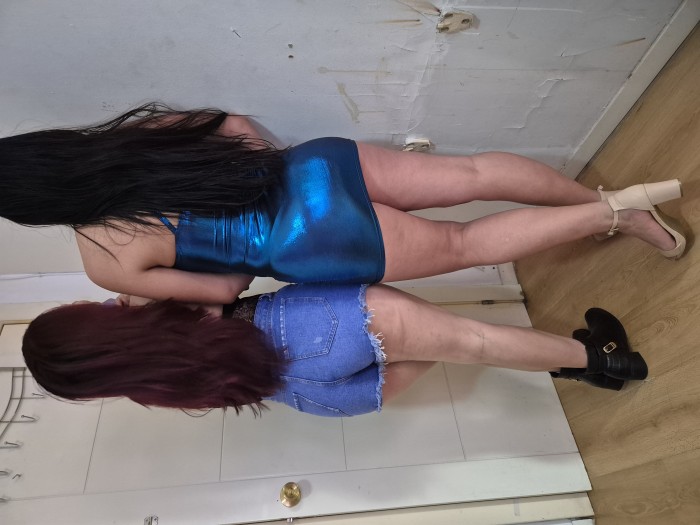 Francés a dos bocas ysabela y Ali