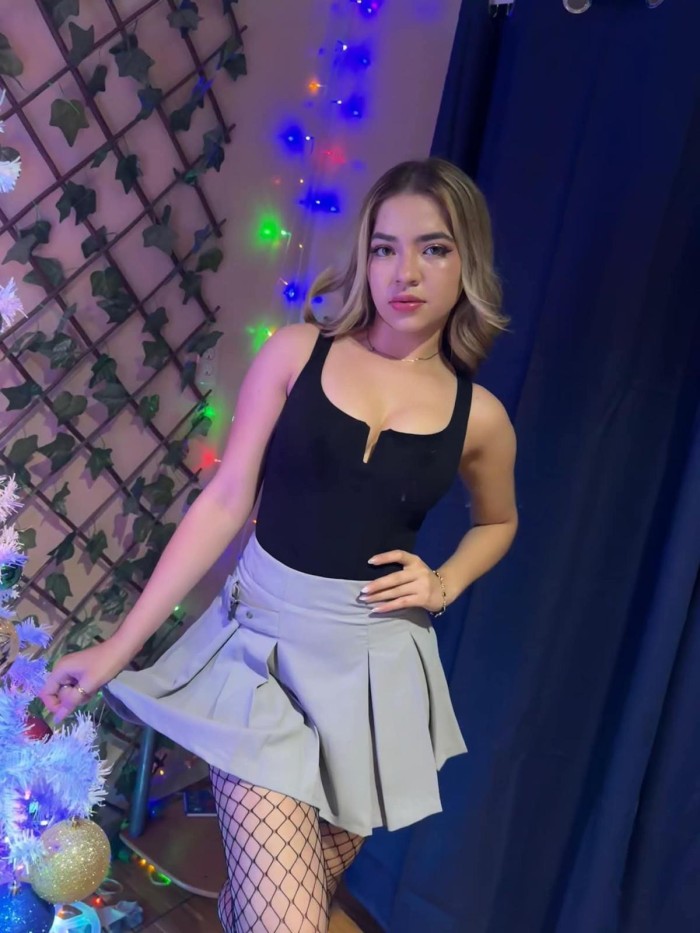 Camila 22 años Brasil disponible En BESOS METRO L4