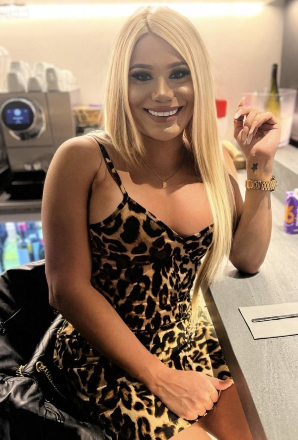 Rubia, de alto impacto venezolana