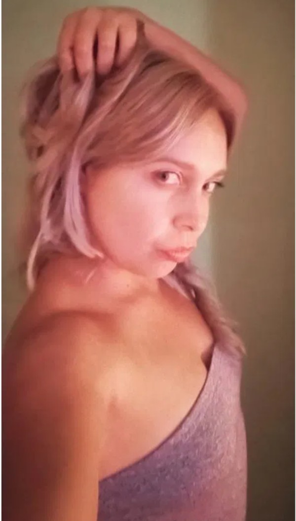 Bianca rubia cariñosa