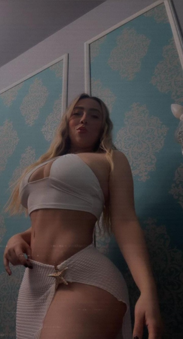 Dani, joven universitaria ¿jugamos?