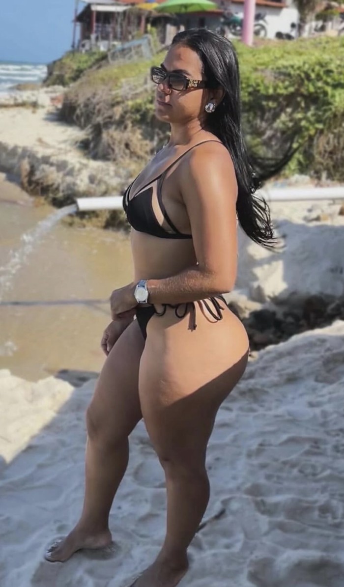 MELISSA GUAPÍSIMA Y ARDIENTE