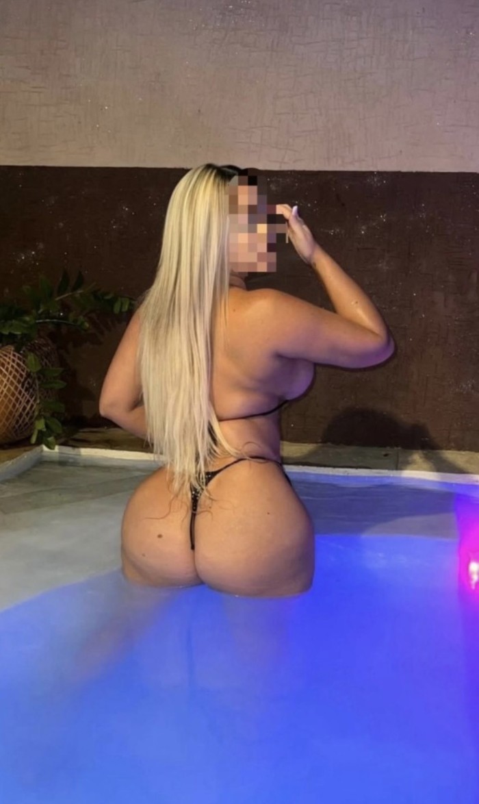 Hermosa mujer en Tarragona