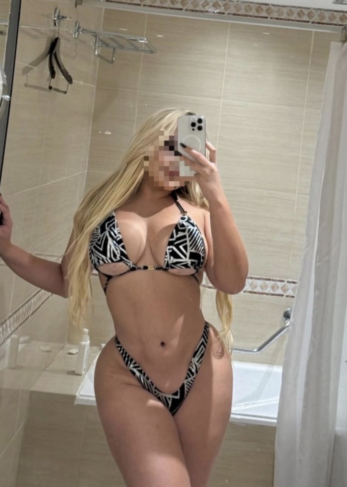 Hermosa mujer en Tarragona