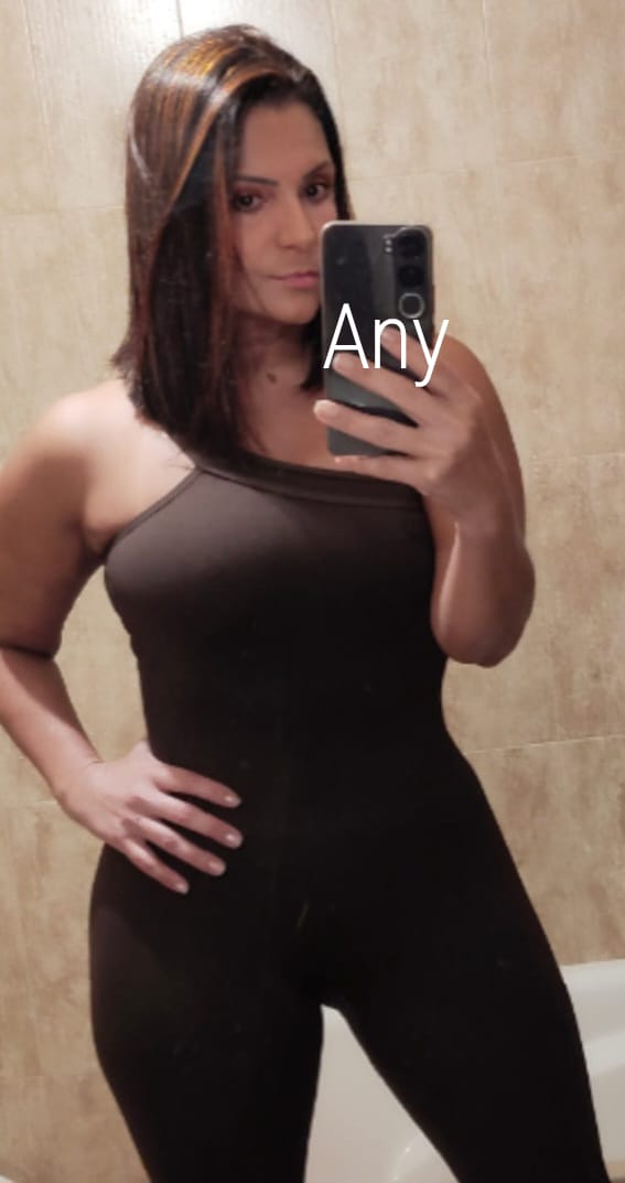 Mujer madura elegante sexy