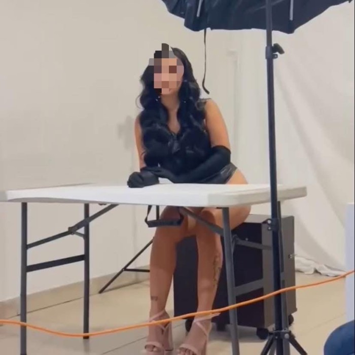 LUCIA JOVENCITA PERVERTIDA CON GANAS DE SEXO