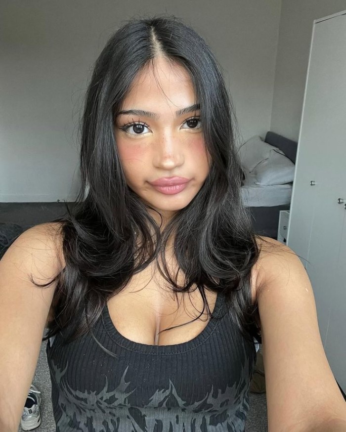 ESPAÑOLA JOVENCITA SENSUAL