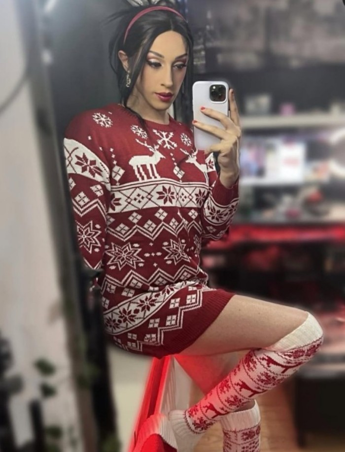 TRANSEXUAL ENPOTRADORA Y FOLLADORA NUEVA EN Oviedo