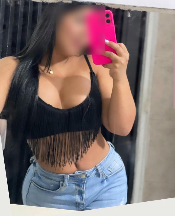 !Mírame bien! Es lo que vas a encontrar. Morena exótica Cuerpazo