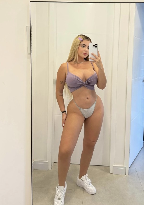 Rubia fiestera nueva en Elche