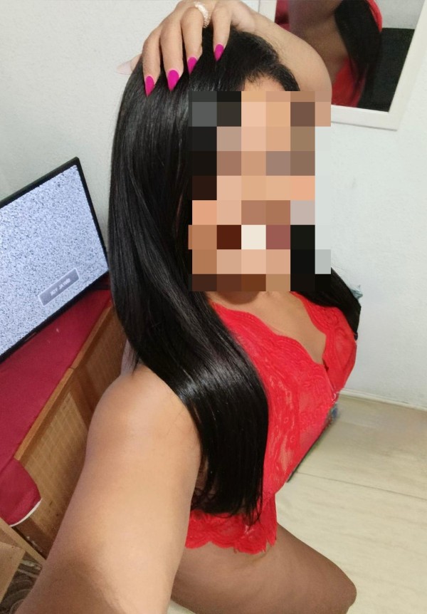 Hola chicos Soy Bruna  tu musa sensual