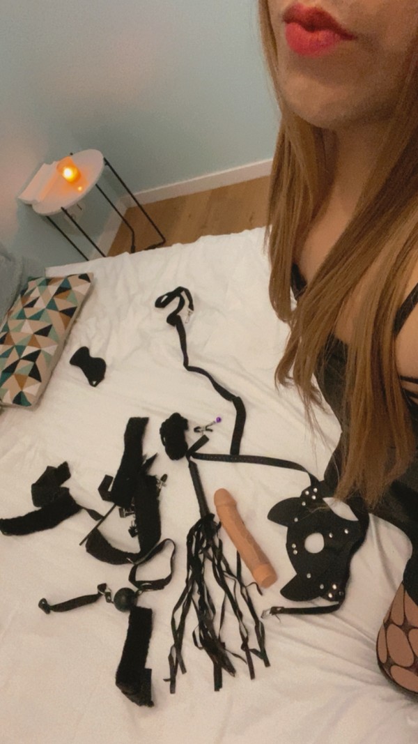 travesti CD en Arteixo guarra, fiestera y muy ardiente