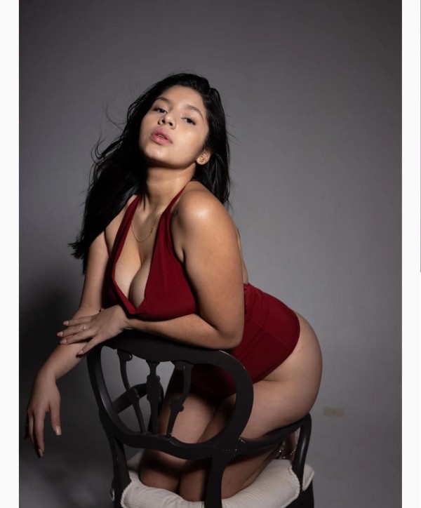 SAMANTHA. DAME RICO HASTA CORRERNOS, NUEVAMENTE ACÁ