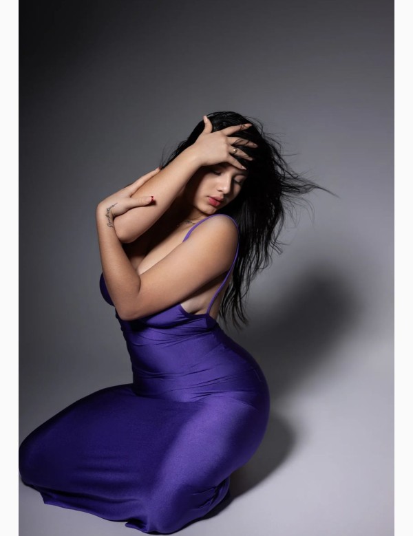 SAMANTHA. DAME RICO HASTA CORRERNOS, NUEVAMENTE ACÁ