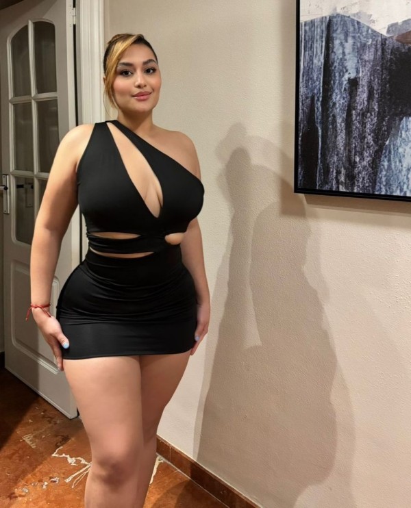 Chicas , en Barakaldo .A 742078819