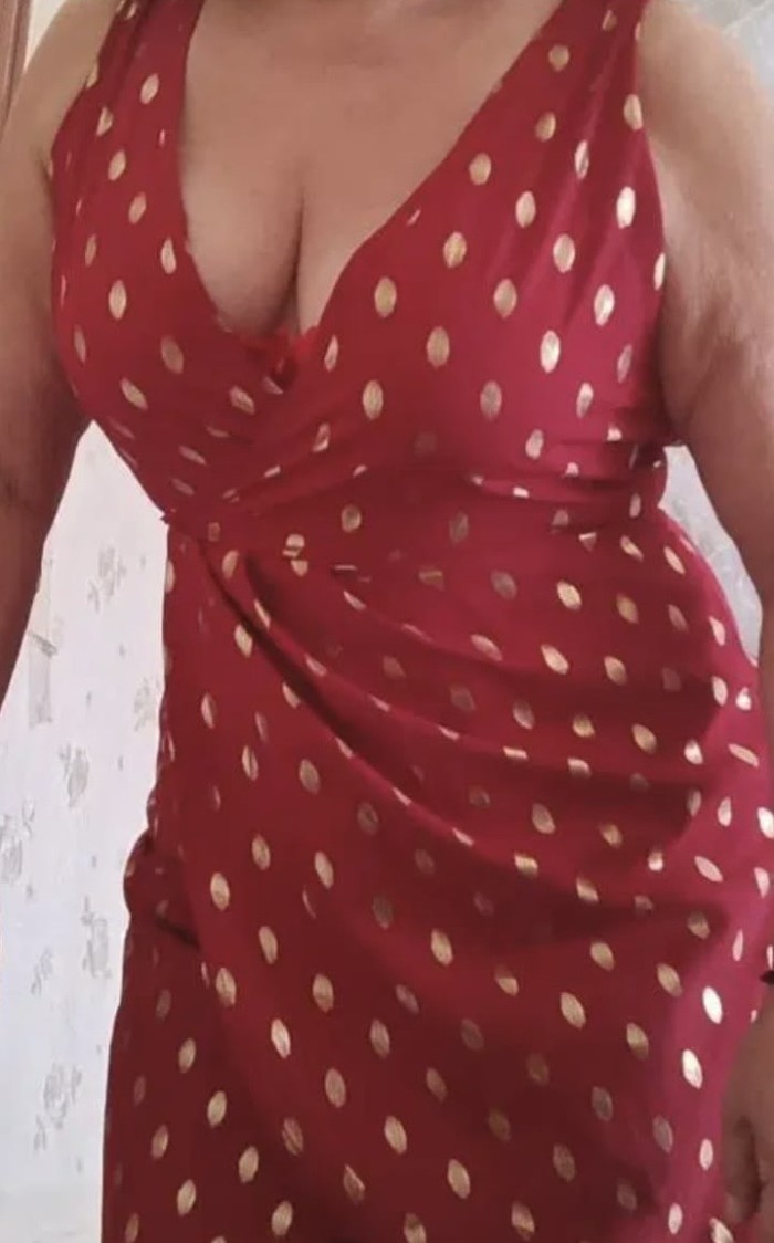 NOVEDAD ELENA MADURITA MORBOSA… CARIÑOSA