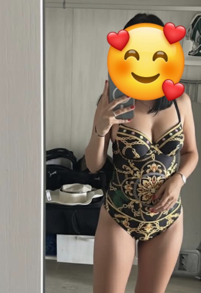 Escort curiosa y reservada