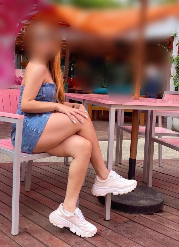 NOVEDAD ESPAÑOLA CALIENTE CON GANAS DE UNA BUENA FOLLADA.. MILLADOIRO