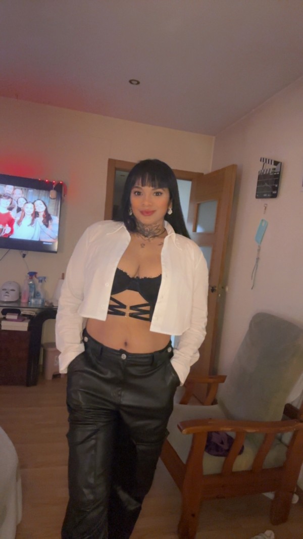 Soy Kamilafoxx oficial gustosa de todos pero no de todos