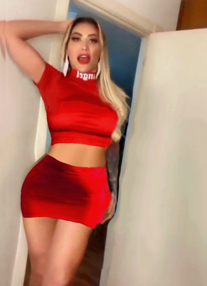 TRANS Amanda rubiaza pibonazo sexy cara zorrita