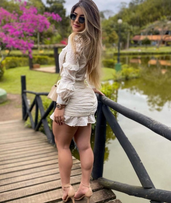 Dulce y cariñosa jovencita de 23 morbosita! Albacete !